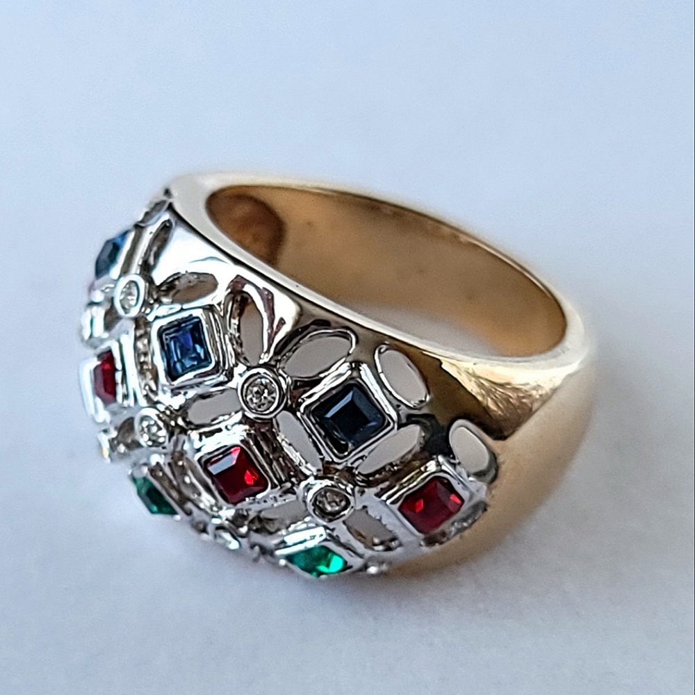 Vintage Domed Gemstone Coctail Ring 6